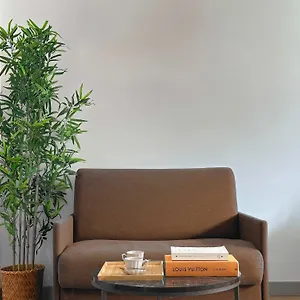  Appartement Family In France